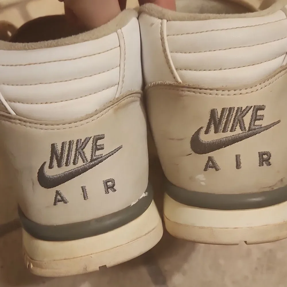 Nike white missing marks
